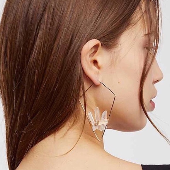 New FP Golden Wire Threader Geode Stone Geometric Hoop Earrings - Picture 15 of 16